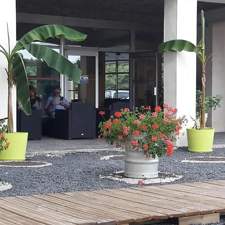 Fleurs D'aubrac Resort Laguiole